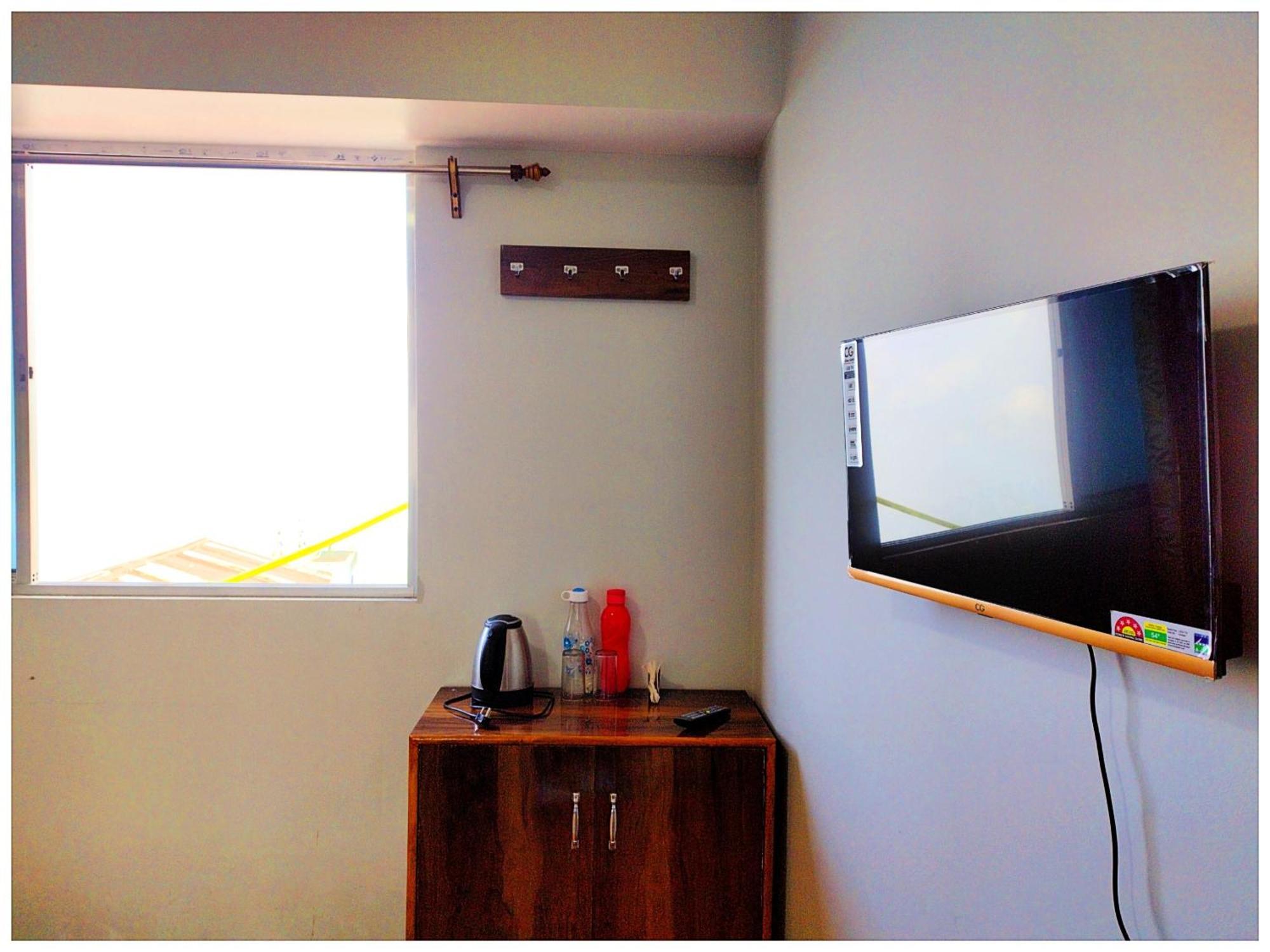 דרג'ילינג Hotel Premium Pitstop Near Railway Station Best Hotel In Darjeeling מראה חיצוני תמונה